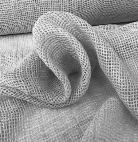 linen fabrics cloths Italy wholesale linen cloths Italy in wholesale